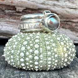 Rings: Peacock freshwater pearl Unity ring