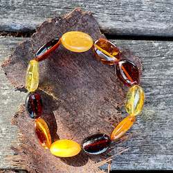 Baltic Amber: Baltic Amber flat ovalâs bracelet