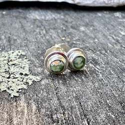 New Zealand Pounamu Greenstone: 3mm NZ greenstone stud earrings
