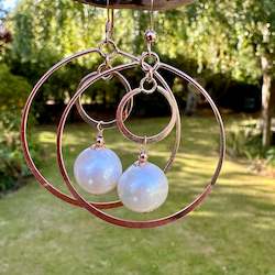 Earrings: White freshwater pearl hoop earrings