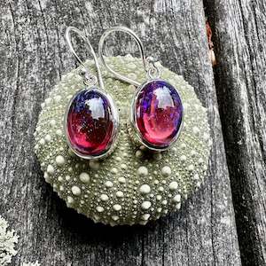 Vintage Glass: Vintage oval dragons breath earrings