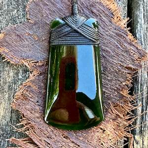 Shop All: Medium dark New Zealand greenstone toki