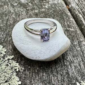 Aroha Amore Love: 1.23 carat Sapphire ring