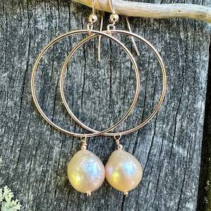 Pearls: Apricot freshwater pearl earrings