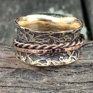 Shop All: 9ct Yellow and Rose Gold Ornate Spinner Ring