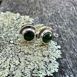 Stud Earrings: 5mm New Zealand greenstone studs