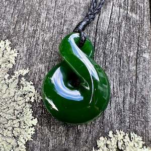 Under 300: Small single twist rau kumara