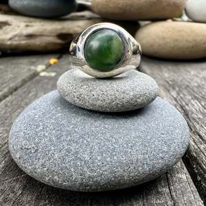 Mens Jewellery: Sterling silver Marsden Flower greenstone signet ring