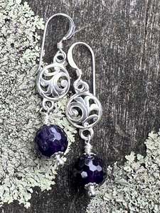Under 300: Amethyst earrings