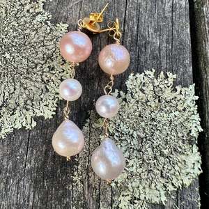 Pearls: 3 tier pink freshwater pearl earrings